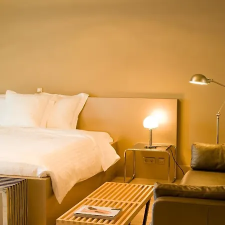 Recour Hotel