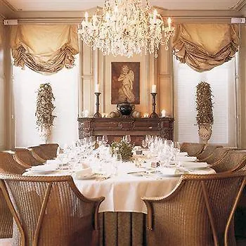 Recour Hotel
